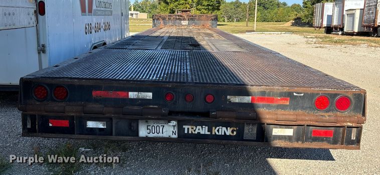 image for item DU1311 2007 Trail King TK70HT-482 drop deck hydraulic tail equipment trailer