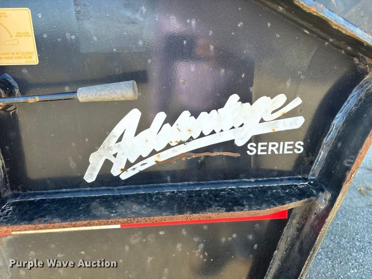 image for item DU1311 2007 Trail King TK70HT-482 drop deck hydraulic tail equipment trailer