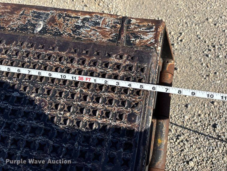 image for item DU1311 2007 Trail King TK70HT-482 drop deck hydraulic tail equipment trailer