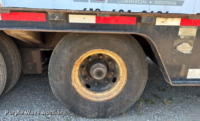 image for item DU1311 2007 Trail King TK70HT-482 drop deck hydraulic tail equipment trailer