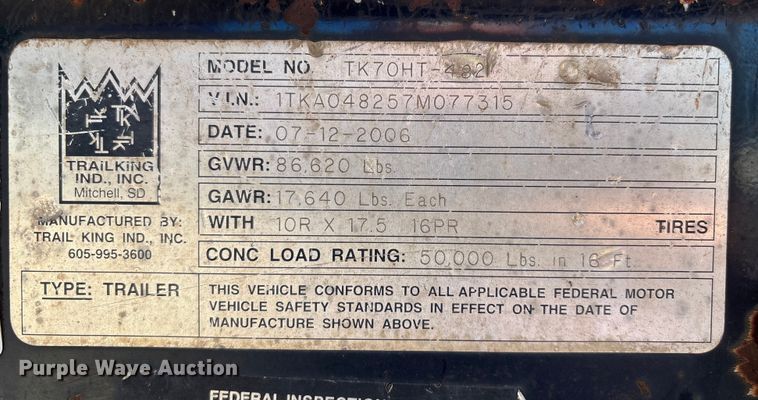 image for item DU1311 2007 Trail King TK70HT-482 drop deck hydraulic tail equipment trailer