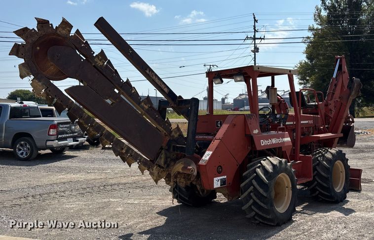 image for item DU1318 1997 Ditch Witch 7610 trencher