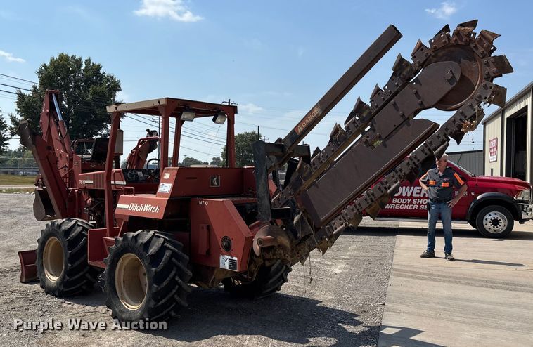 image for item DU1318 1997 Ditch Witch 7610 trencher