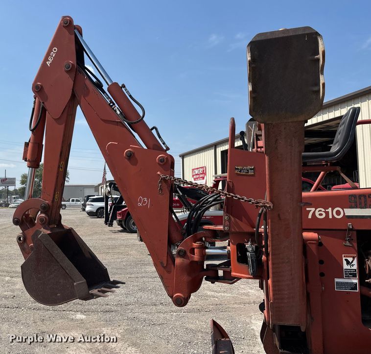 image for item DU1318 1997 Ditch Witch 7610 trencher