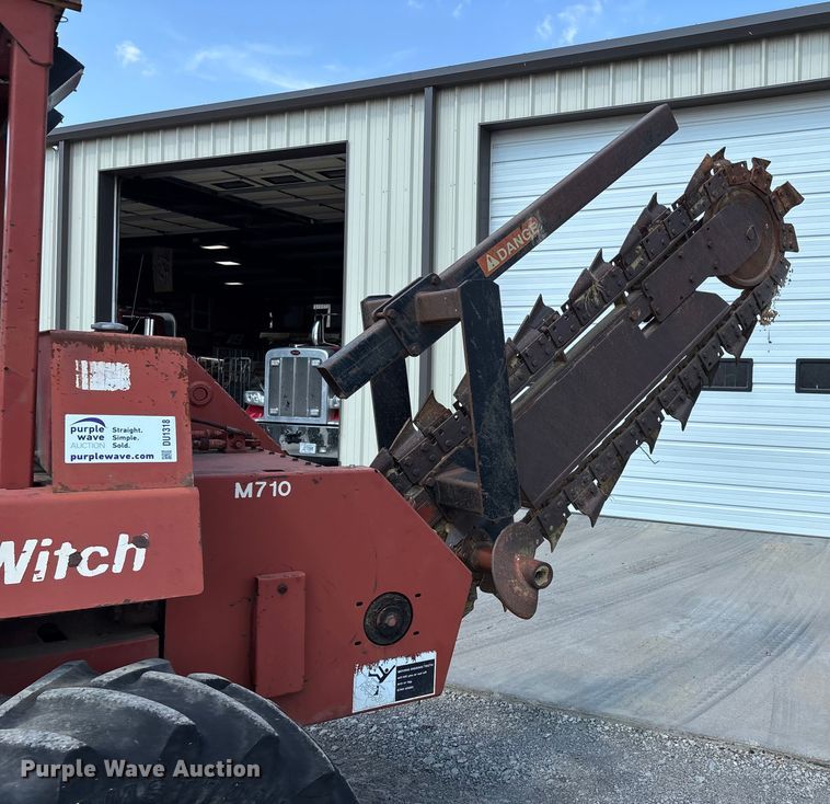 image for item DU1318 1997 Ditch Witch 7610 trencher