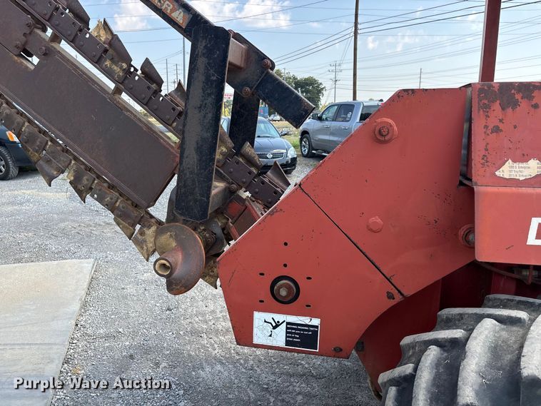 image for item DU1318 1997 Ditch Witch 7610 trencher