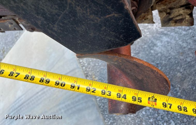 image for item DU1318 1997 Ditch Witch 7610 trencher