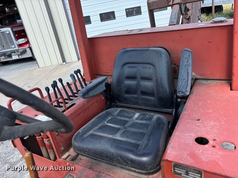 image for item DU1318 1997 Ditch Witch 7610 trencher