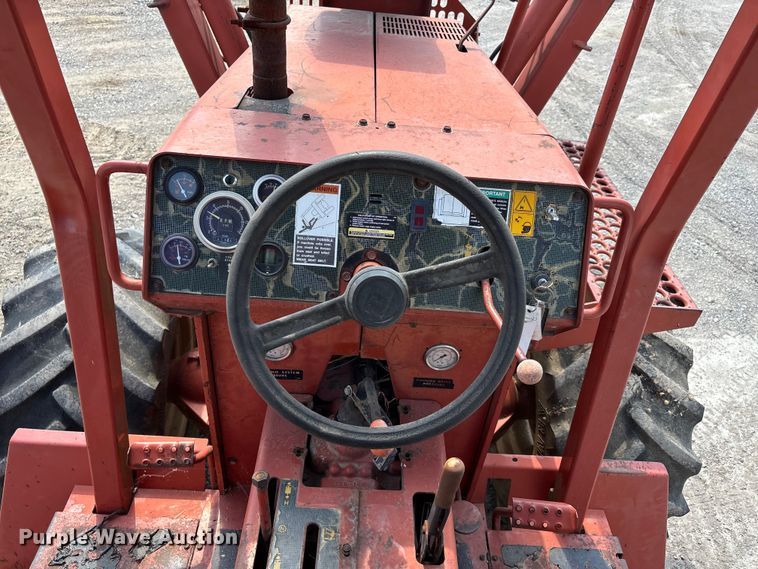 image for item DU1318 1997 Ditch Witch 7610 trencher