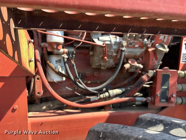 image for item DU1318 1997 Ditch Witch 7610 trencher