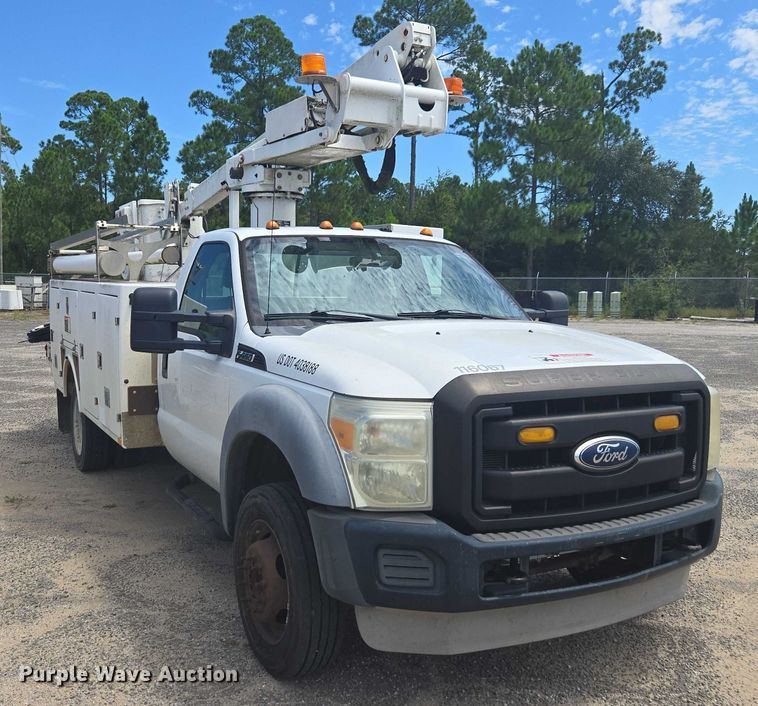 image for item DU2508 2011 Ford F450 Super Duty  bucket truck
