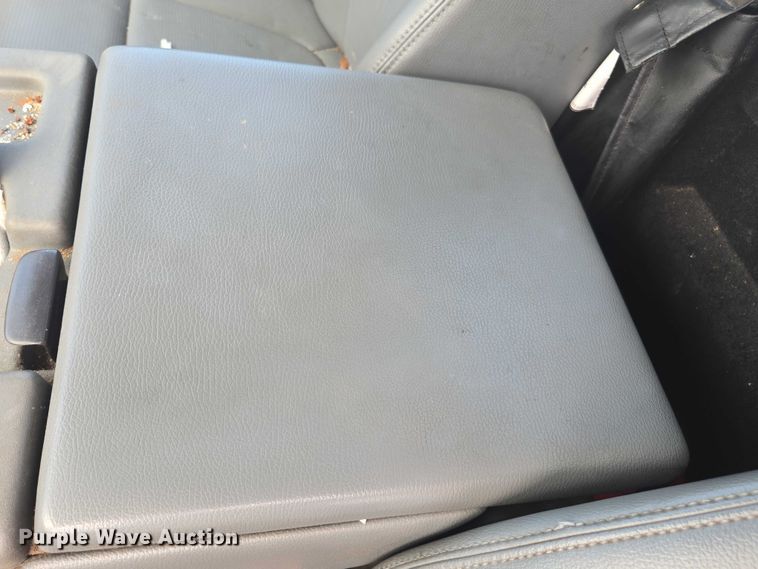 image for item DU2508 2011 Ford F450 Super Duty  bucket truck