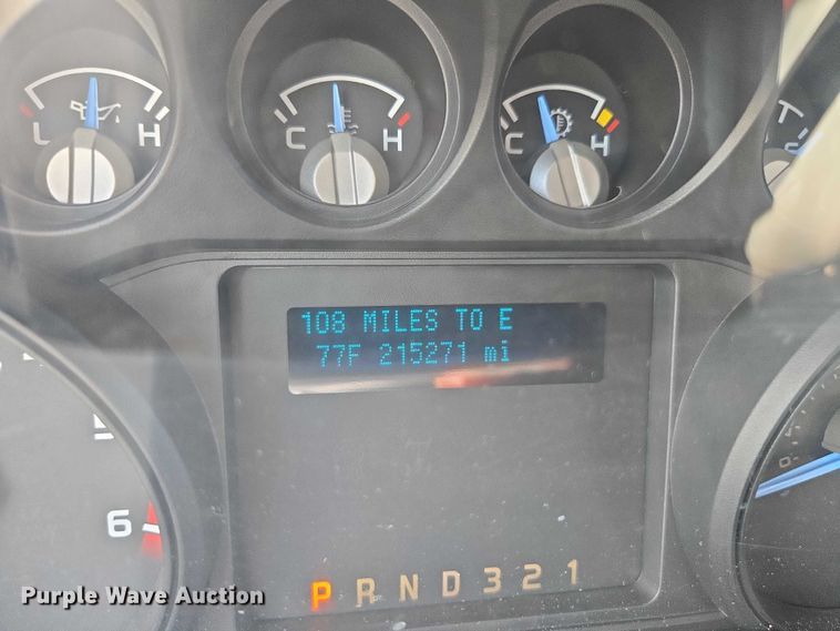 image for item DU2508 2011 Ford F450 Super Duty  bucket truck