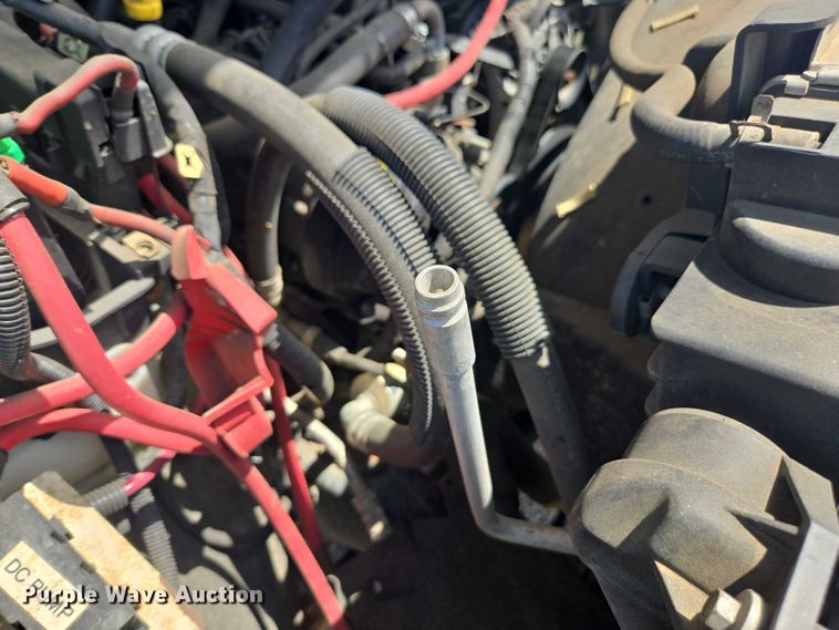 image for item DU2508 2011 Ford F450 Super Duty  bucket truck