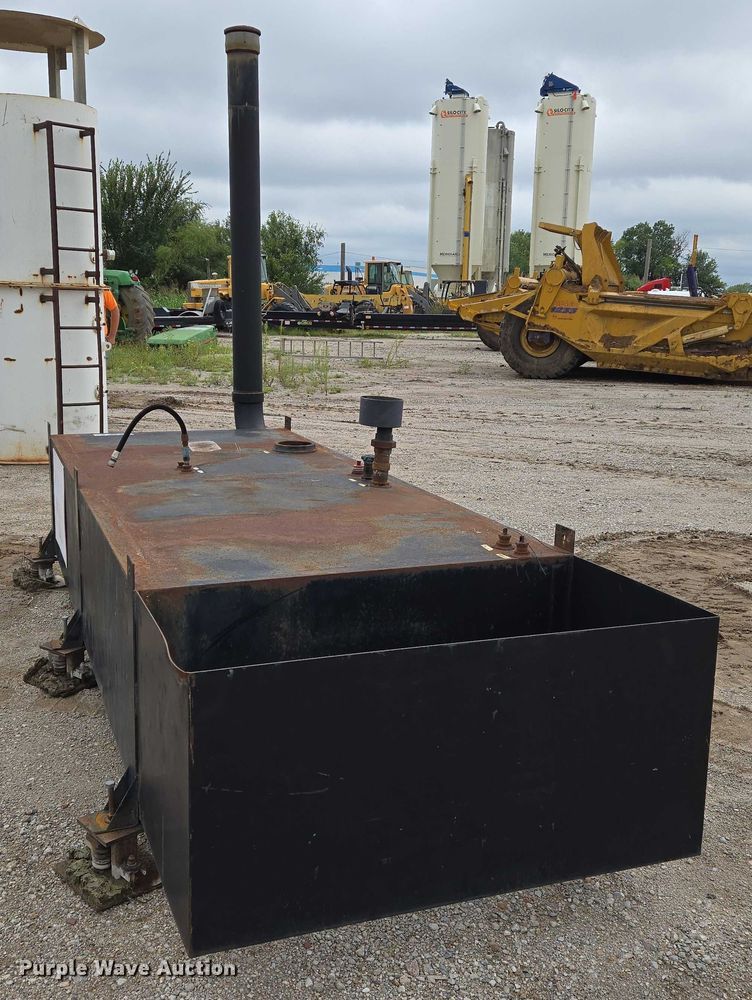 image for item DU6777 Power Generation and Engineering 350DFCC diesel fuel tank