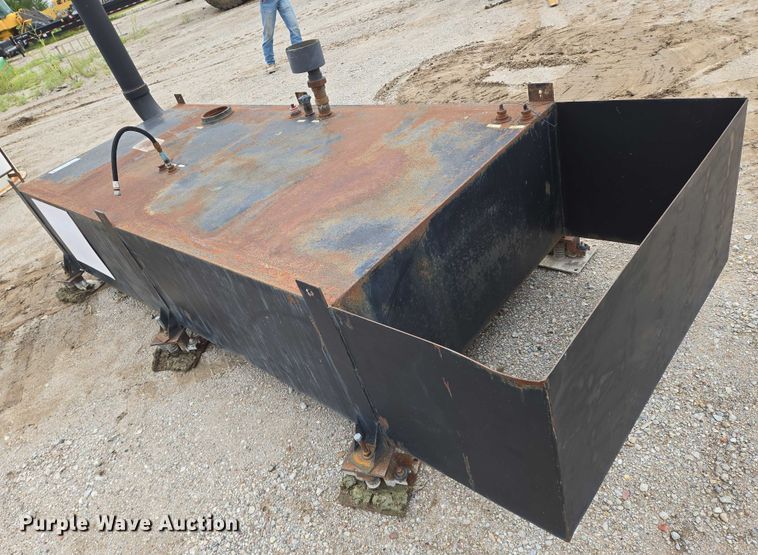 image for item DU6777 Power Generation and Engineering 350DFCC diesel fuel tank