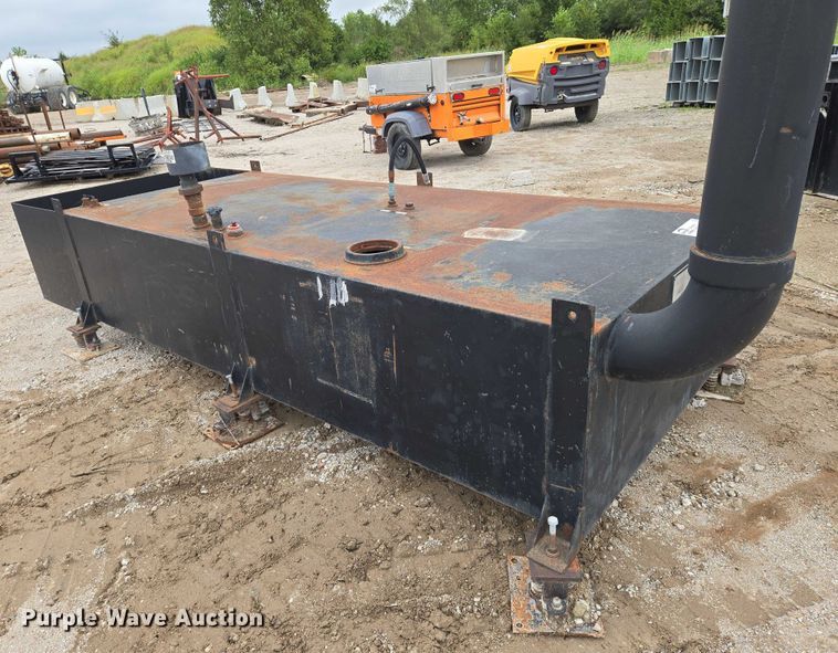 image for item DU6777 Power Generation and Engineering 350DFCC diesel fuel tank