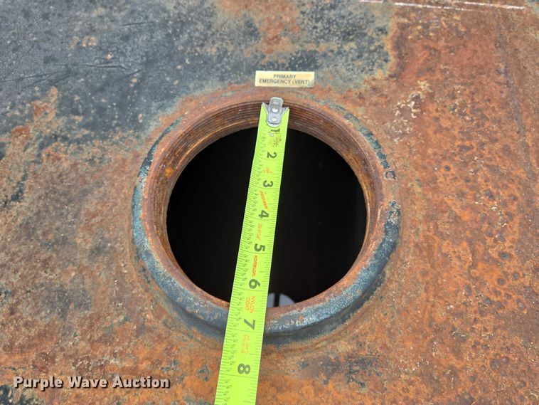 image for item DU6777 Power Generation and Engineering 350DFCC diesel fuel tank