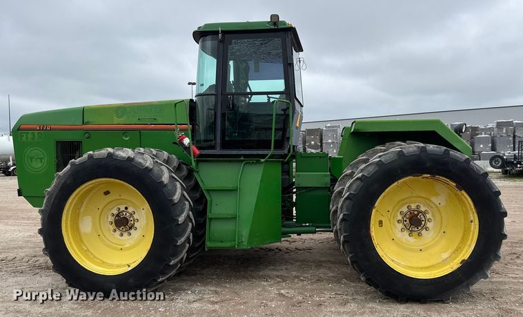 image for item DU6780 1995 John Deere 8770 4WD tractor