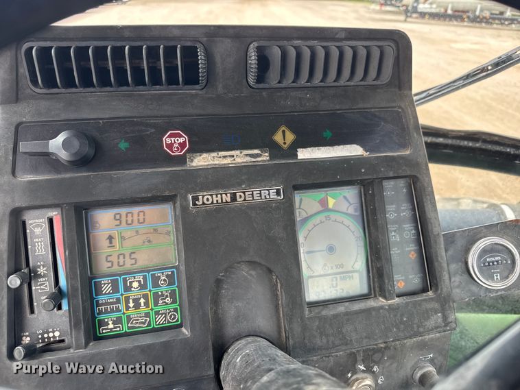 image for item DU6780 1995 John Deere 8770 4WD tractor