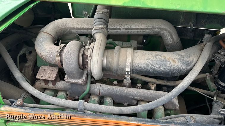 image for item DU6780 1995 John Deere 8770 4WD tractor