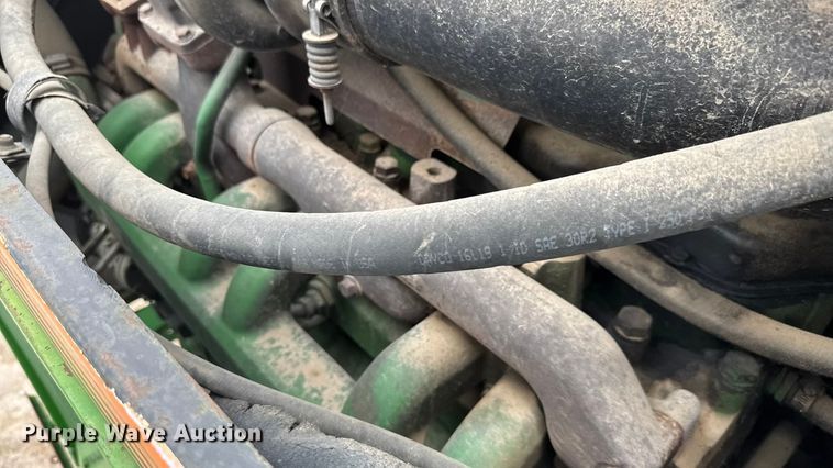 image for item DU6780 1995 John Deere 8770 4WD tractor