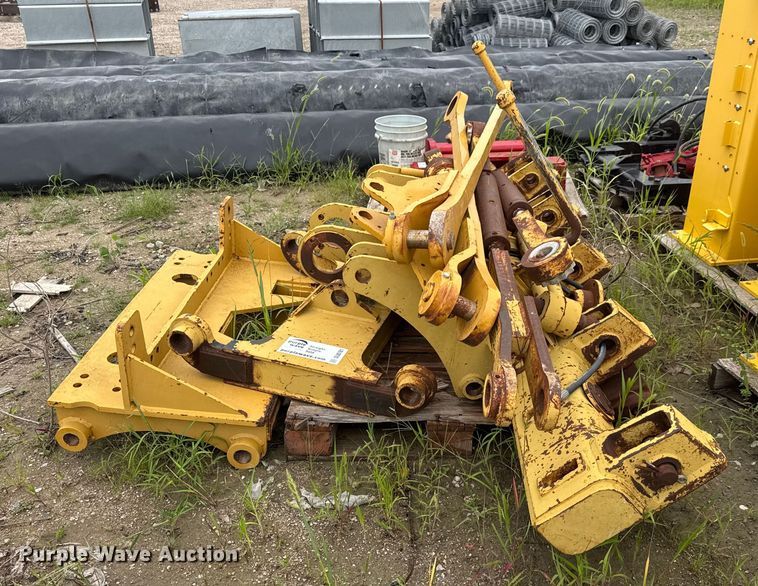 image for item DU6781 Diamond Motor grader ripper