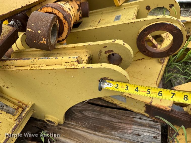 image for item DU6781 Diamond Motor grader ripper