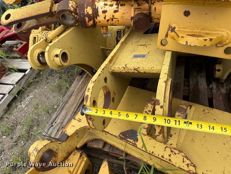 image for item DU6781 Diamond Motor grader ripper