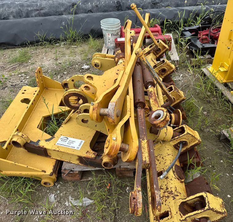 image for item DU6781 Diamond Motor grader ripper