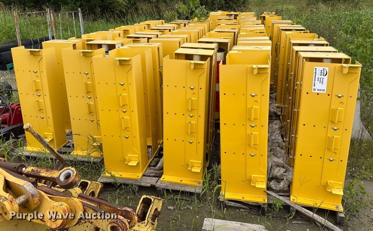 image for item DU6782 Rite Hite Dok-Guardian HD retractable dock barriers