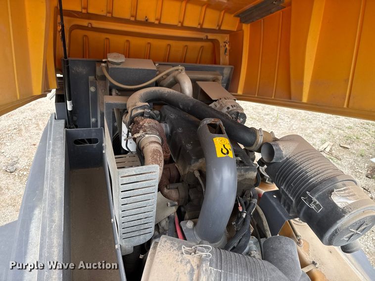 image for item DU6783 2013 Atlas Copco XAS185JD7PE air compressor