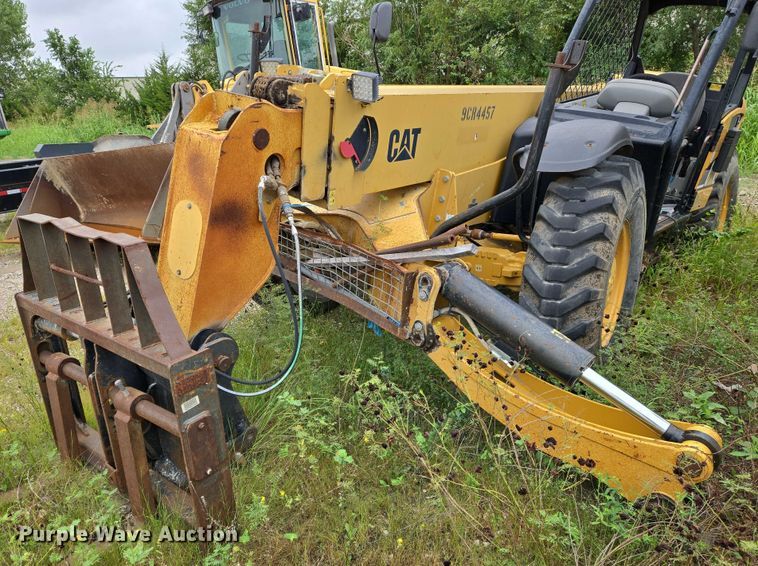 image for item DU6787 2006 Caterpillar TH460B telehandler