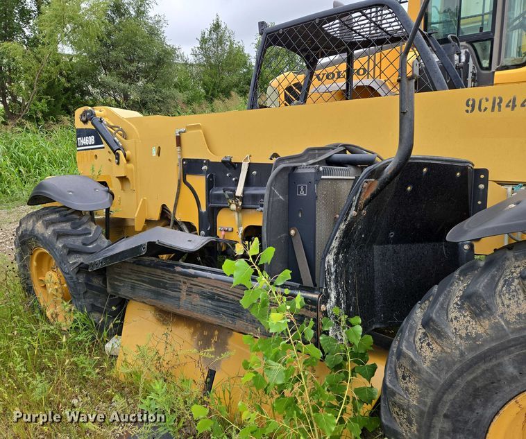 image for item DU6787 2006 Caterpillar TH460B telehandler