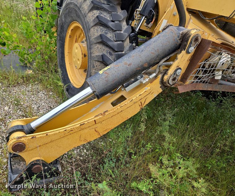 image for item DU6787 2006 Caterpillar TH460B telehandler