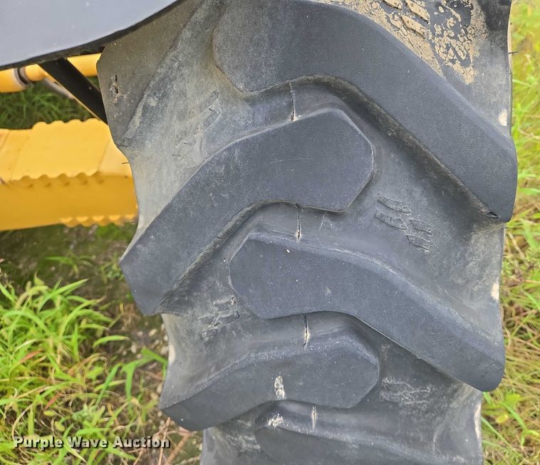 image for item DU6787 2006 Caterpillar TH460B telehandler