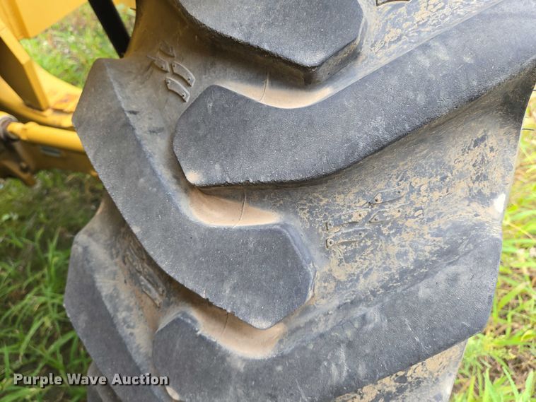 image for item DU6787 2006 Caterpillar TH460B telehandler