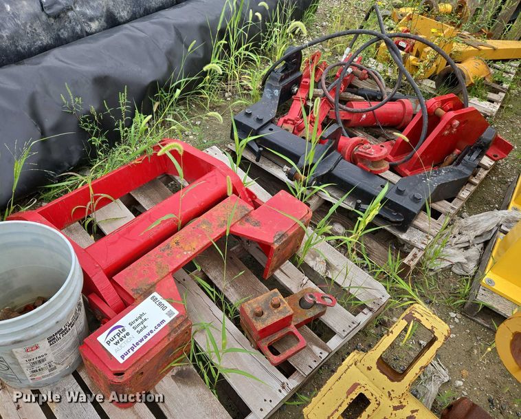 image for item DU6789 Three point hitch 