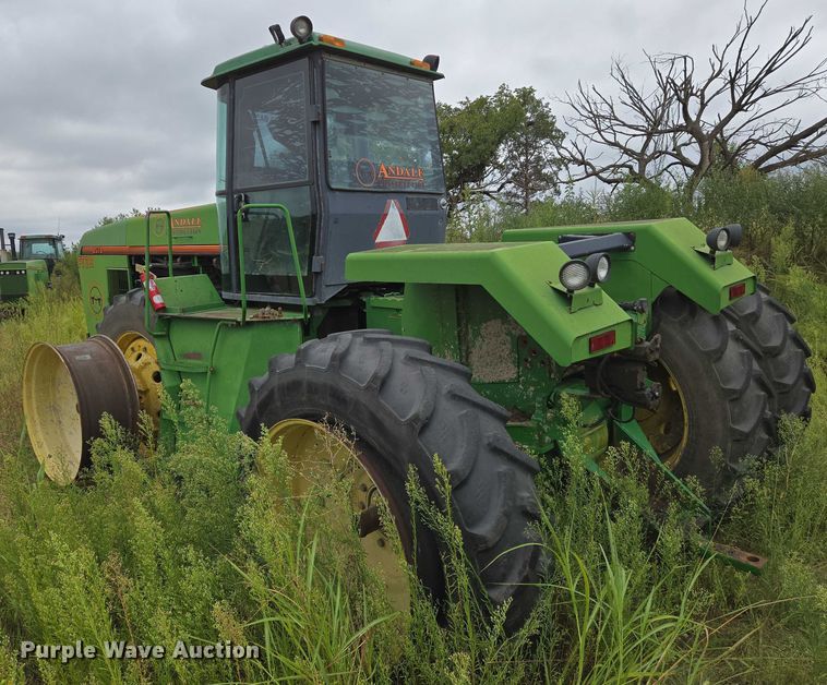 image for item DU6795 John Deere 8570 4WD tractor