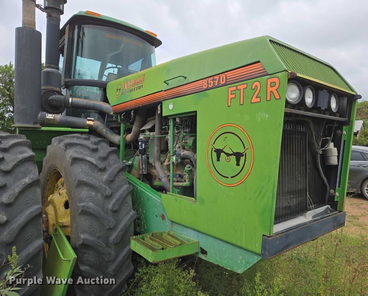 image for item DU6795 John Deere 8570 4WD tractor