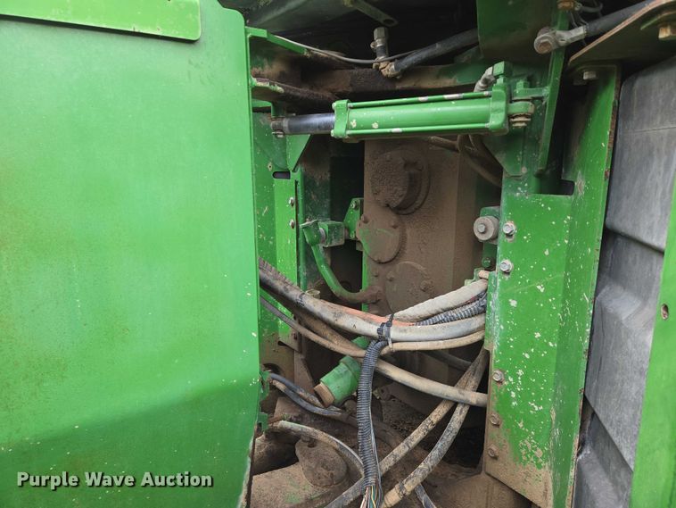 image for item DU6795 John Deere 8570 4WD tractor