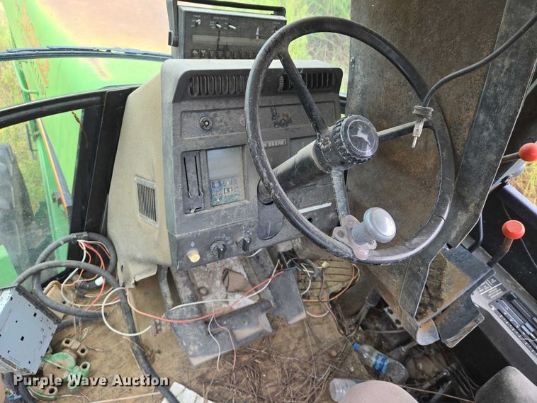 image for item DU6795 John Deere 8570 4WD tractor