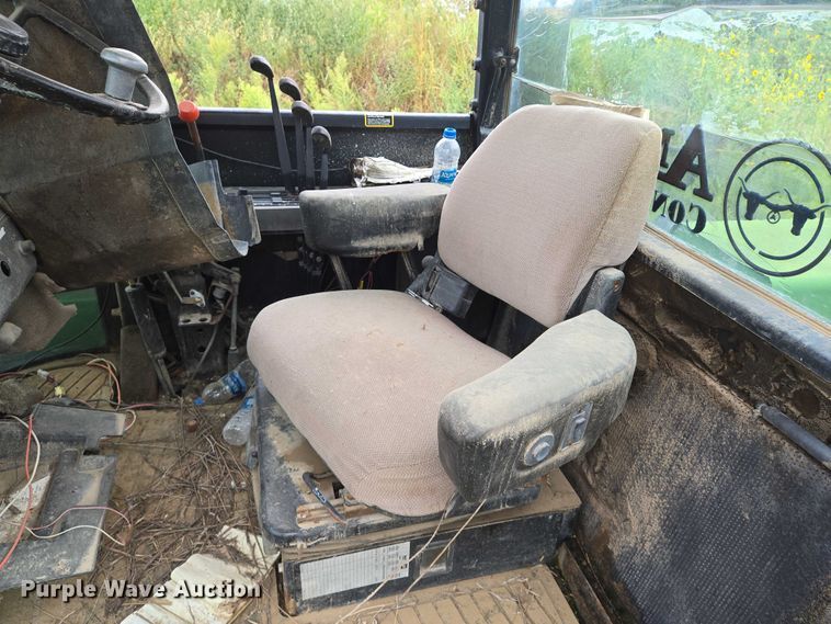 image for item DU6795 John Deere 8570 4WD tractor