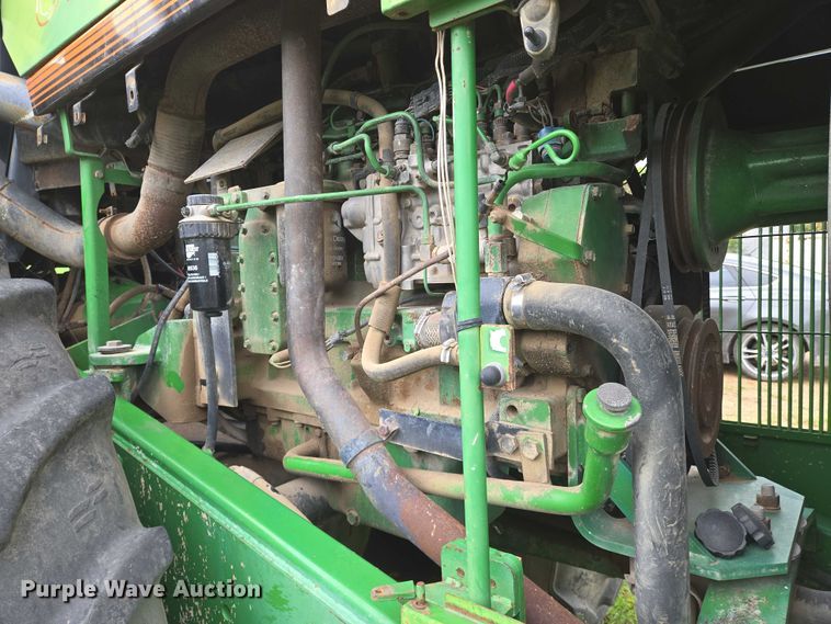 image for item DU6795 John Deere 8570 4WD tractor