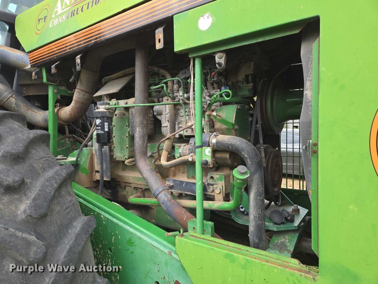 image for item DU6795 John Deere 8570 4WD tractor