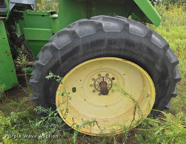 image for item DU6795 John Deere 8570 4WD tractor