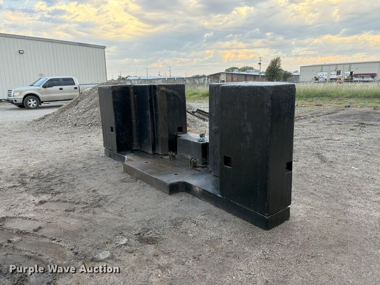 image for item DU6796 1981 Link-Belt LS-118 crane