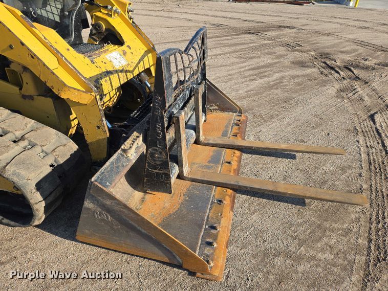 image for item DU6797 2015 Caterpillar 289D tracked skid steer loader