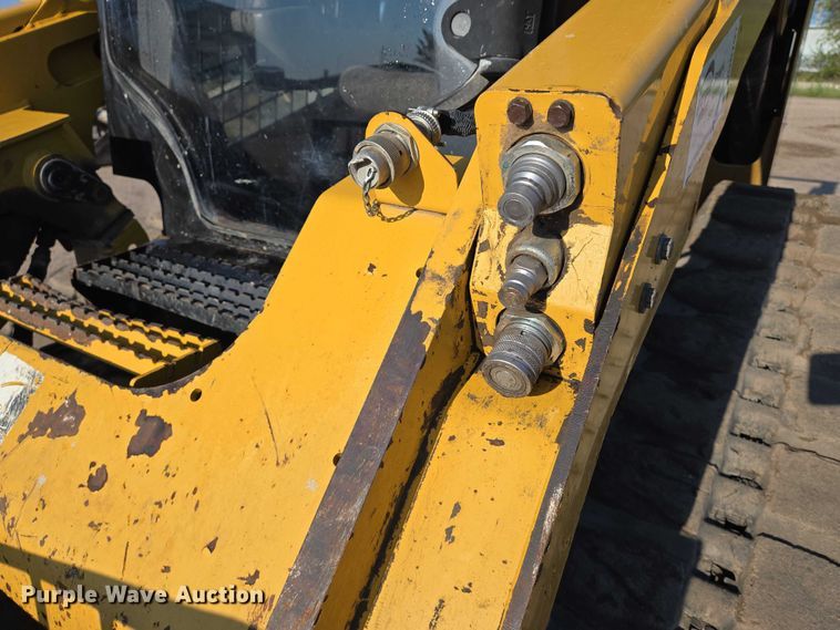 image for item DU6797 2015 Caterpillar 289D tracked skid steer loader