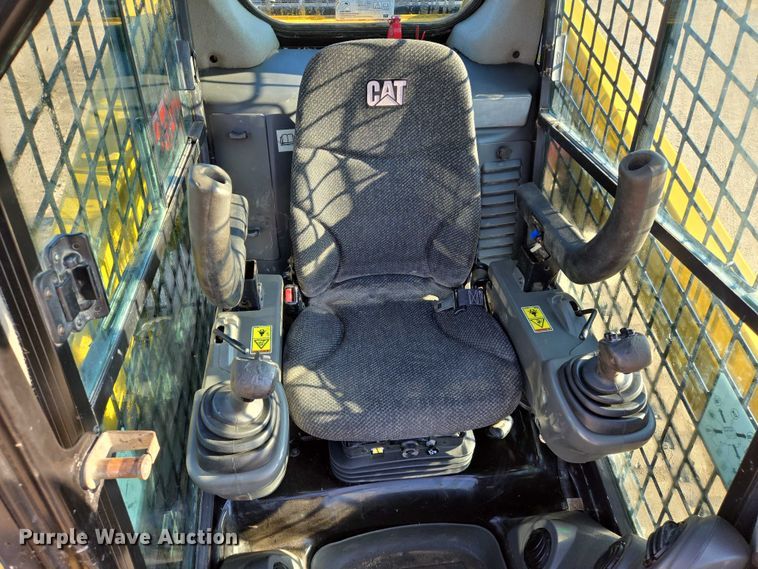 image for item DU6797 2015 Caterpillar 289D tracked skid steer loader